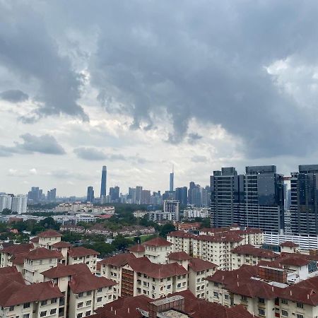 Reizz Residence By Leo Suites Kuala Lumpur Luaran gambar