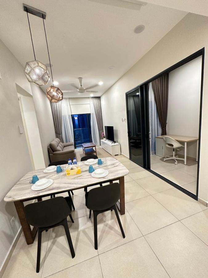 Reizz Residence By Leo Suites Kuala Lumpur Luaran gambar