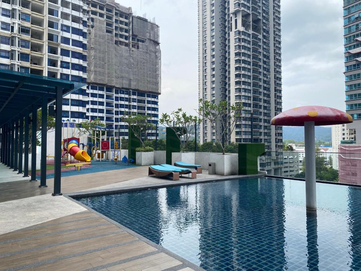 Reizz Residence By Leo Suites Kuala Lumpur Luaran gambar