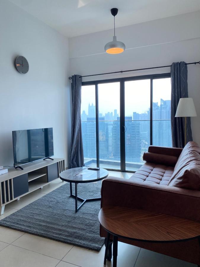 Reizz Residence By Leo Suites Kuala Lumpur Luaran gambar