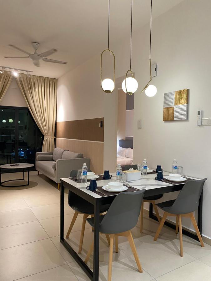 Reizz Residence By Leo Suites Kuala Lumpur Luaran gambar