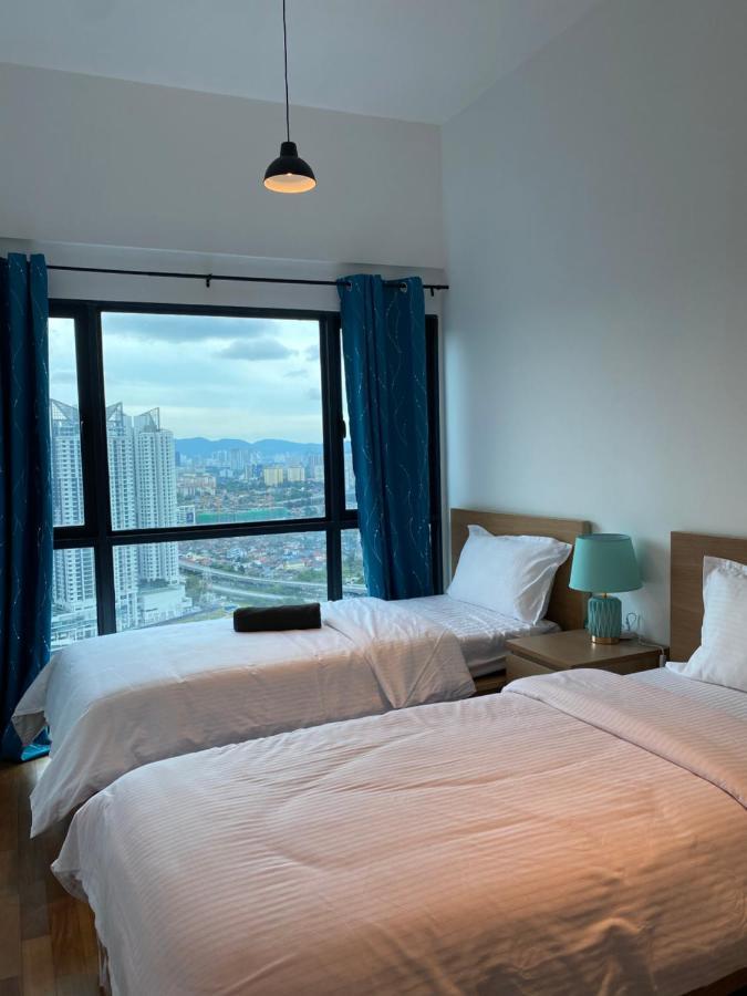 Reizz Residence By Leo Suites Kuala Lumpur Luaran gambar