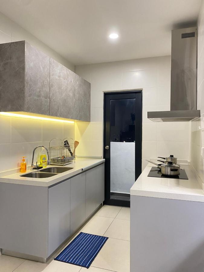 Reizz Residence By Leo Suites Kuala Lumpur Luaran gambar