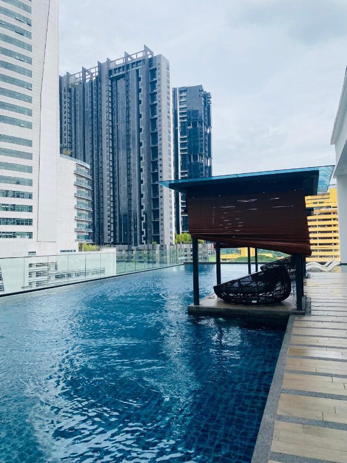 Reizz Residence By Leo Suites Kuala Lumpur Luaran gambar