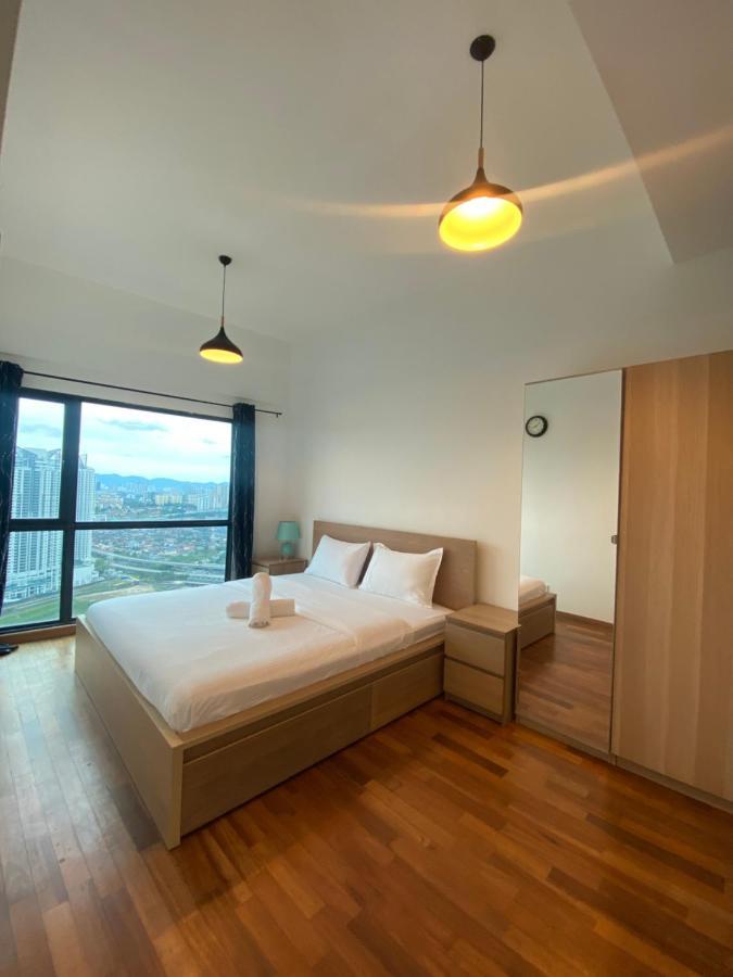 Reizz Residence By Leo Suites Kuala Lumpur Luaran gambar