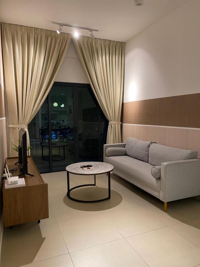 Reizz Residence By Leo Suites Kuala Lumpur Luaran gambar