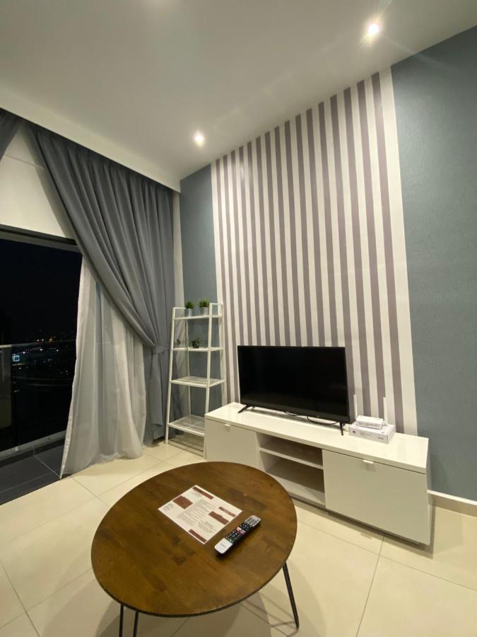 Reizz Residence By Leo Suites Kuala Lumpur Luaran gambar