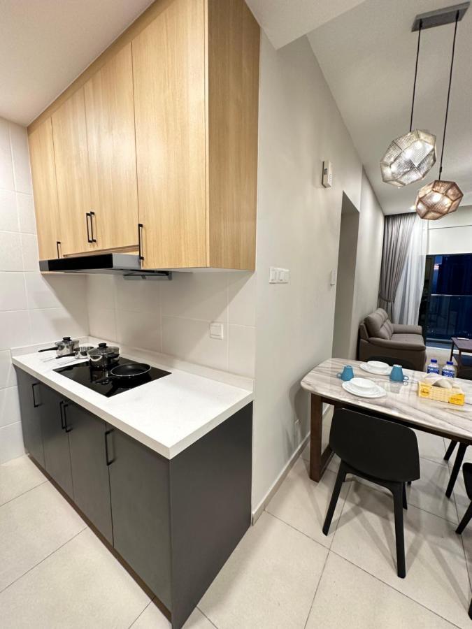 Reizz Residence By Leo Suites Kuala Lumpur Luaran gambar