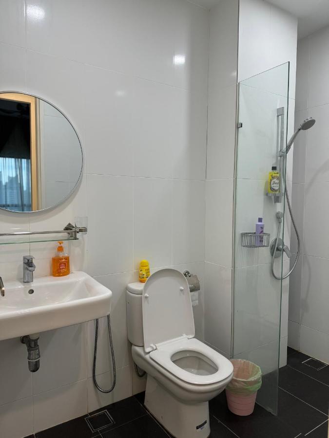 Reizz Residence By Leo Suites Kuala Lumpur Luaran gambar